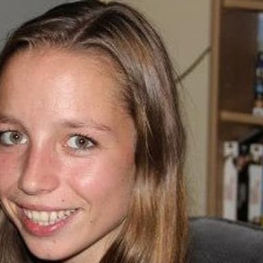 Karen De Leener